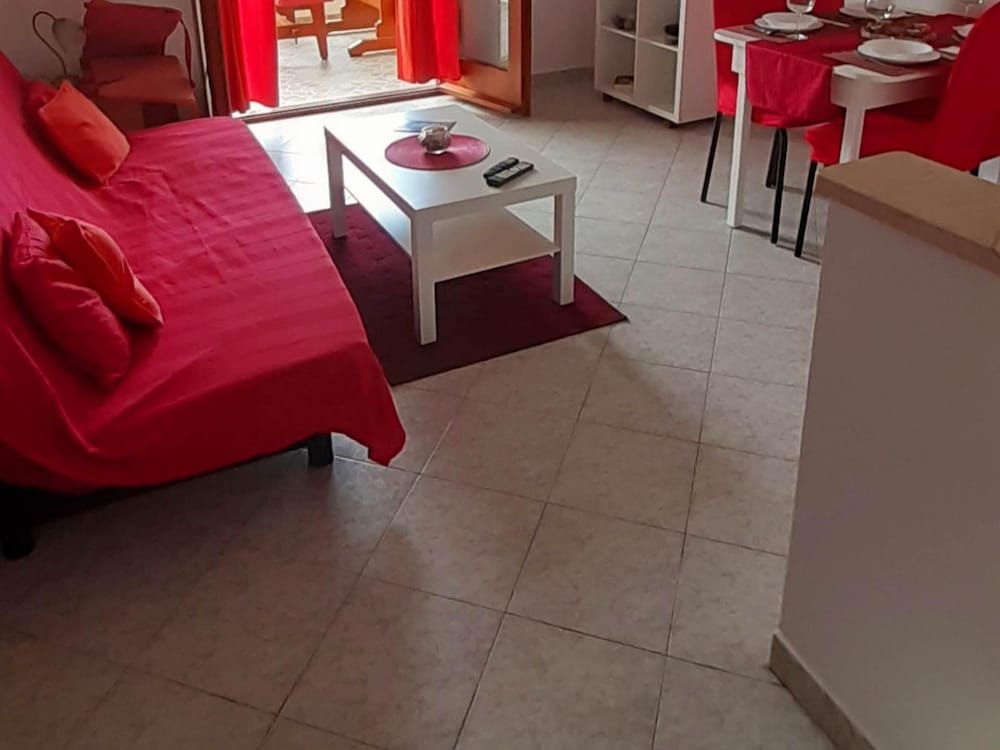 Apartment photo 1