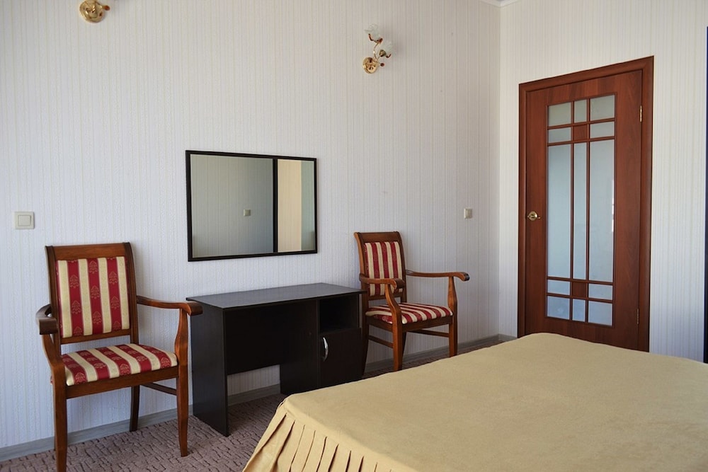Standard Quadruple Room, 2 Bedrooms, Refrigerator, Sea View photo 3