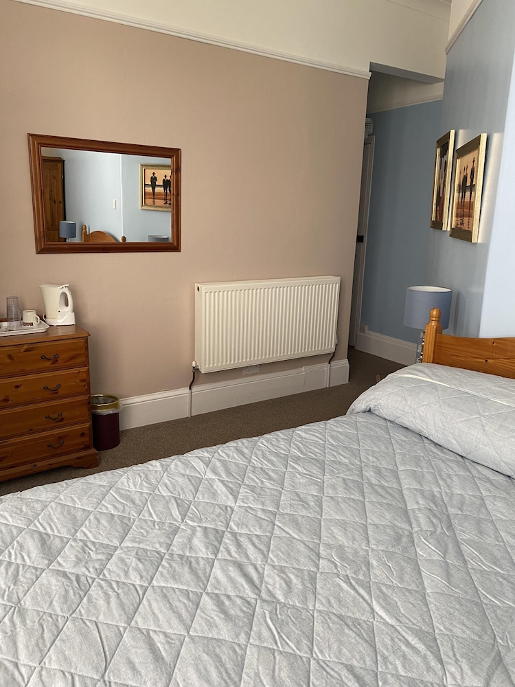 Classic Double Room, Ensuite (Room 12) photo 1