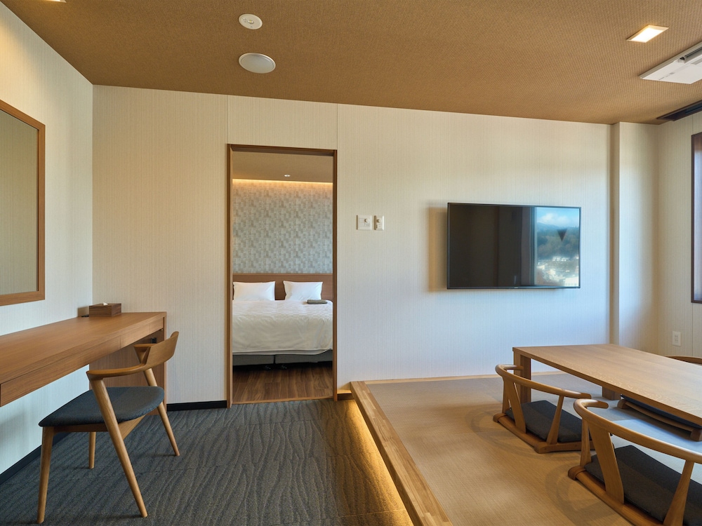 Premier Suite
