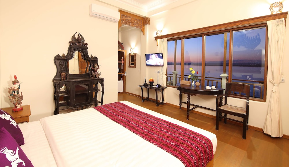 Deluxe Room, River View photo 2