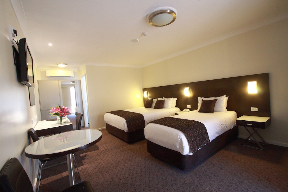 Superior Room, Multiple Beds photo 3