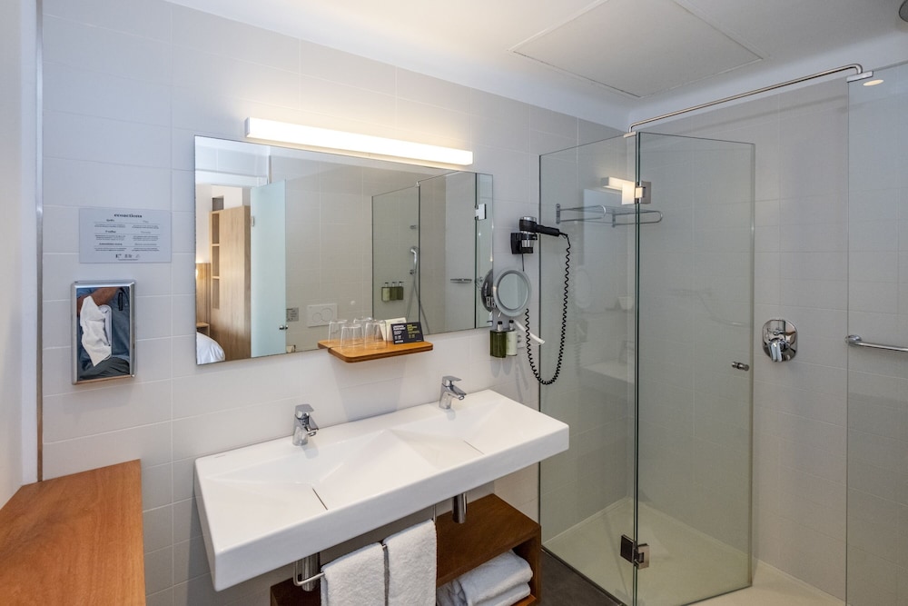Premium Double Room, Hot Tub, Sea View photo 3