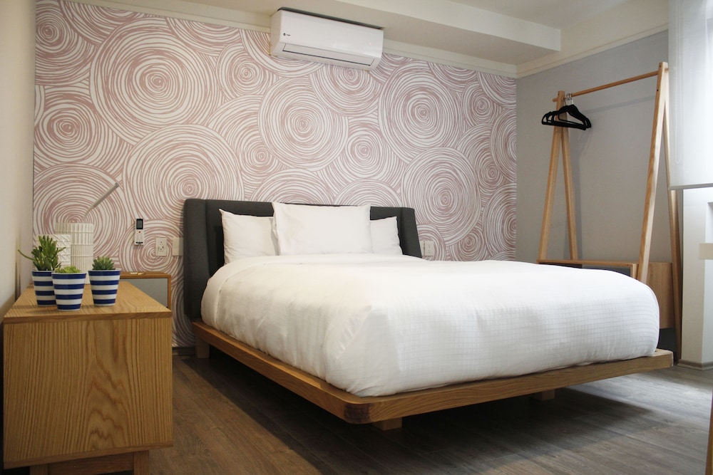 Double Room - Photo 17