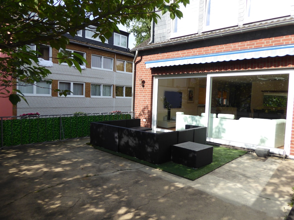 Deluxe Apartment, 1 Bedroom, Kitchen, Courtyard View photo 3
