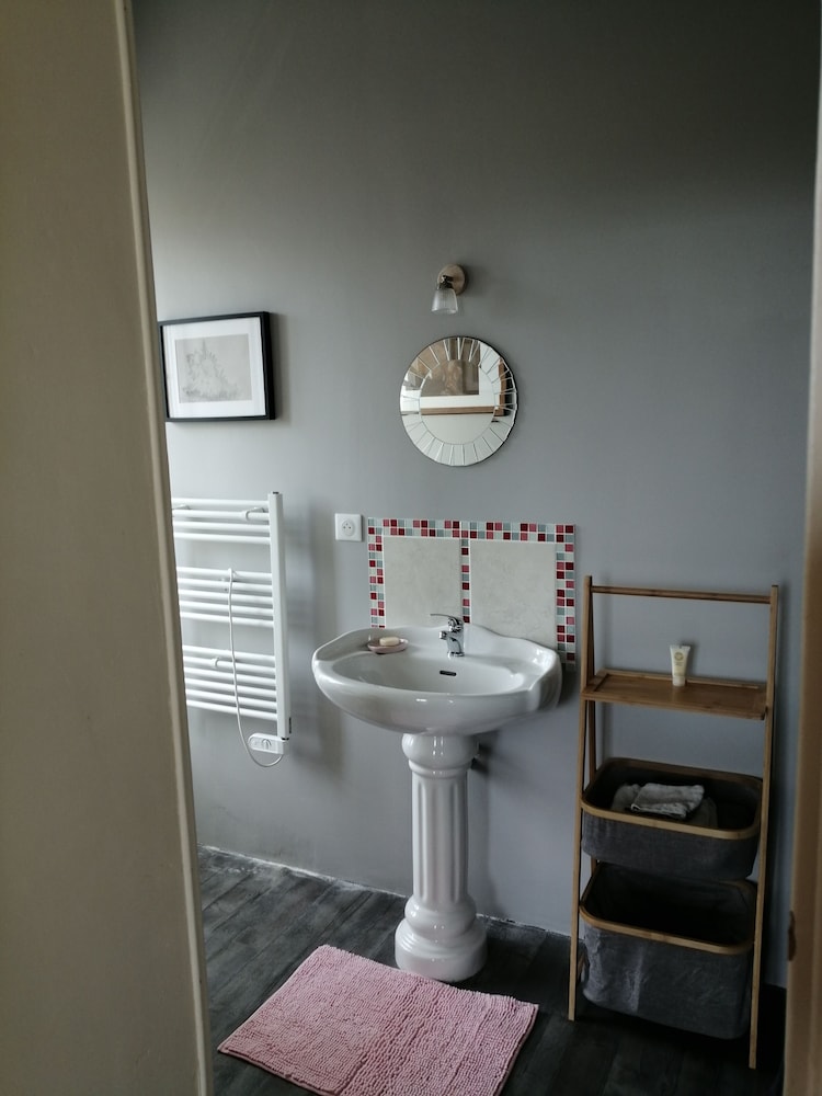 Grand Quadruple Room photo 3