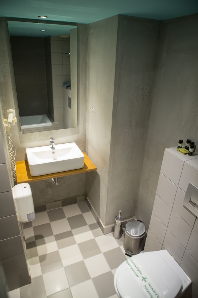 Classic Double or Twin Room - Photo 5