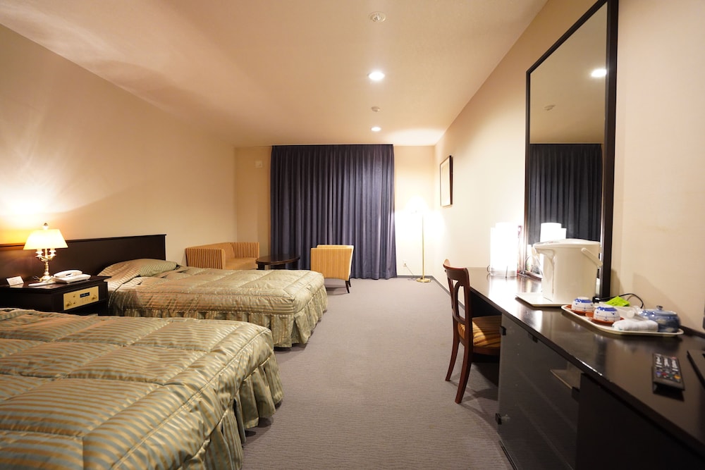 Room, Non Smoking (Run of House) - Photo 2