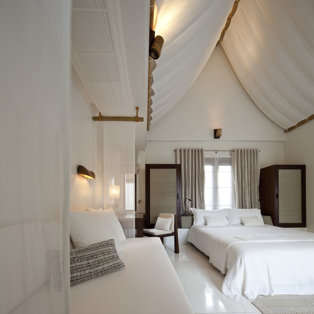 SALA Pool Villa - Photo 3