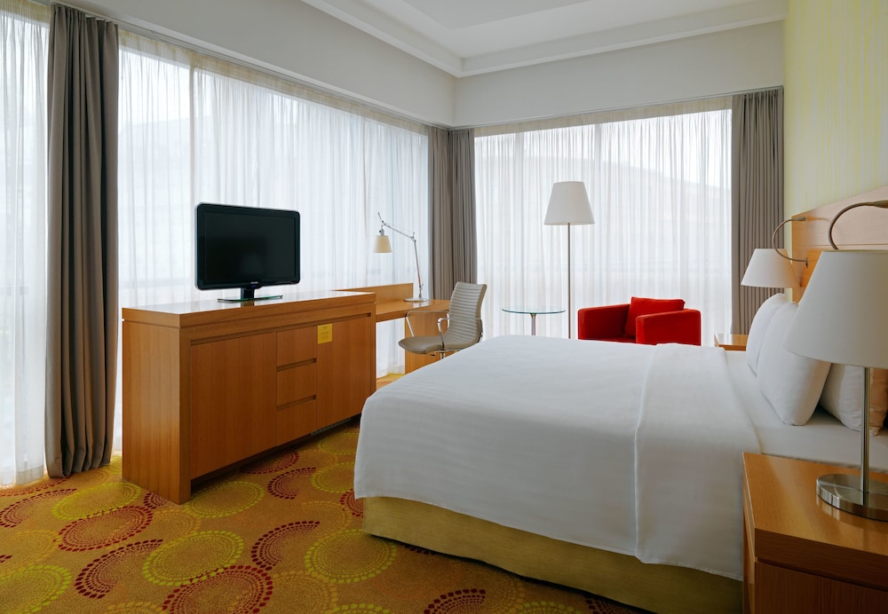 Grand Room, 1 King Bed