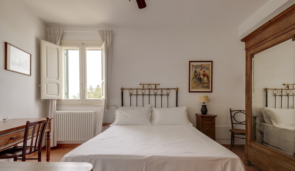Double Room, Courtyard View (Blu) photo 1