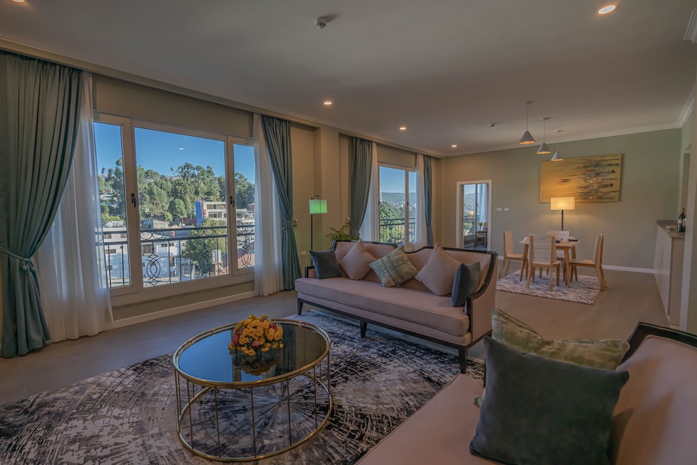 Grand Suite - Photo 19