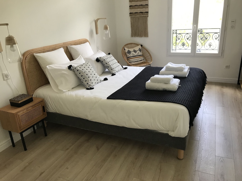 Double Room, Non Smoking (Etnic) photo 1