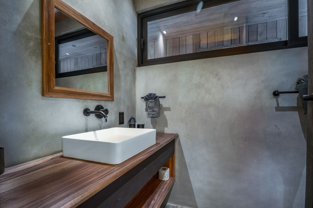 Villa photo 3