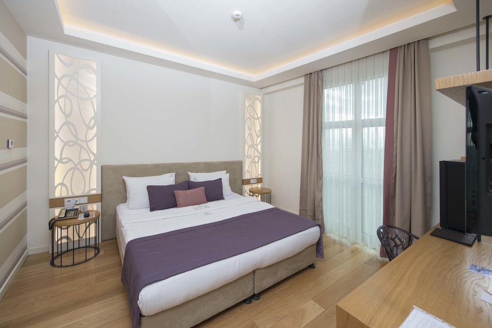 Double Room - Photo 10