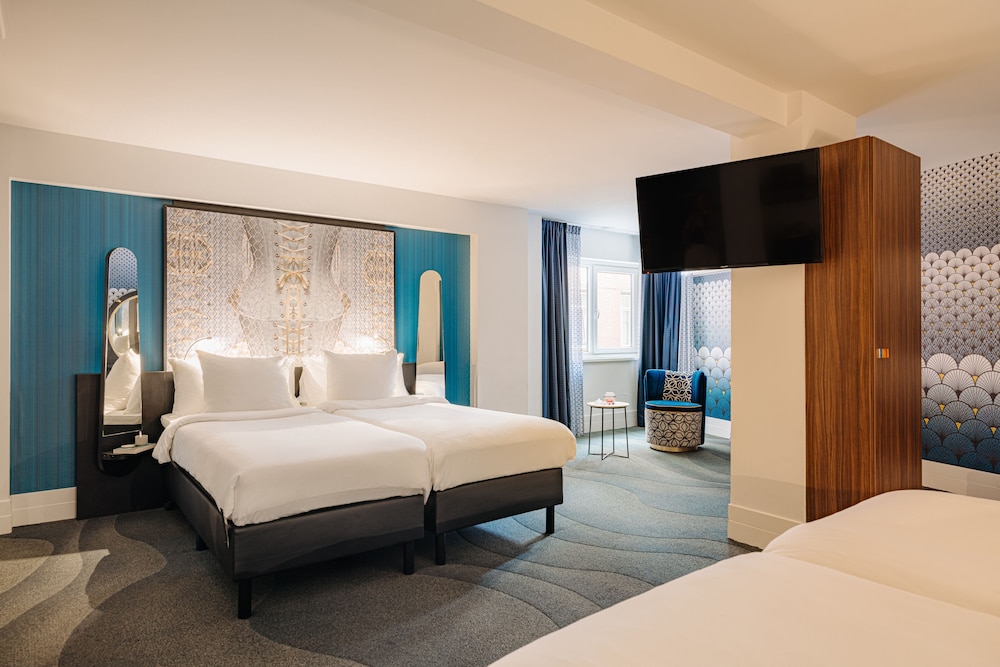 Executive Room, Multiple Beds