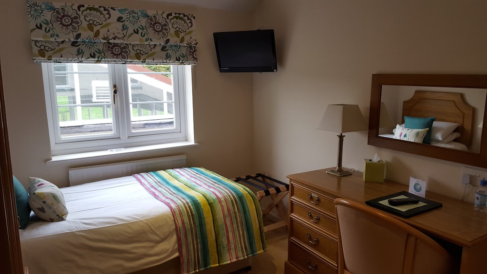 Single Room, Ensuite photo 2