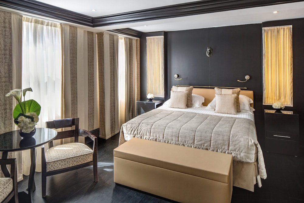 Executive Room photo 1