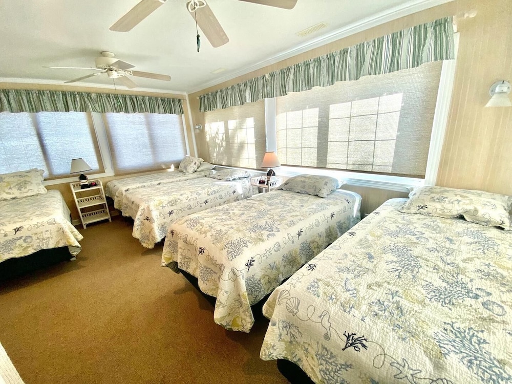 Cottage, Multiple Beds, Balcony, Garden View