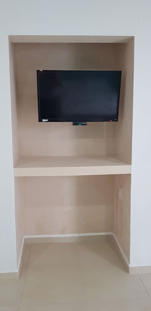 Standard Triple Room - Photo 11