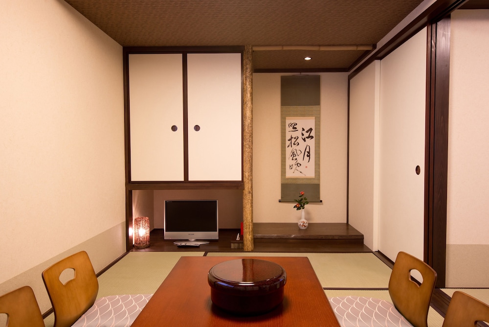 Japanese-Style Family Room with Kitchen, Non Smoking photo 2