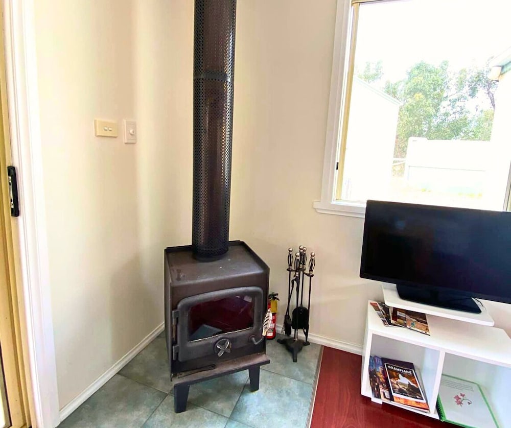 Comfort Cabin, 2 Bedrooms, Non Smoking, Kitchen photo 3