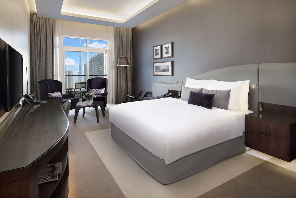 Premium Room, Balcony (Downtown View) photo 2