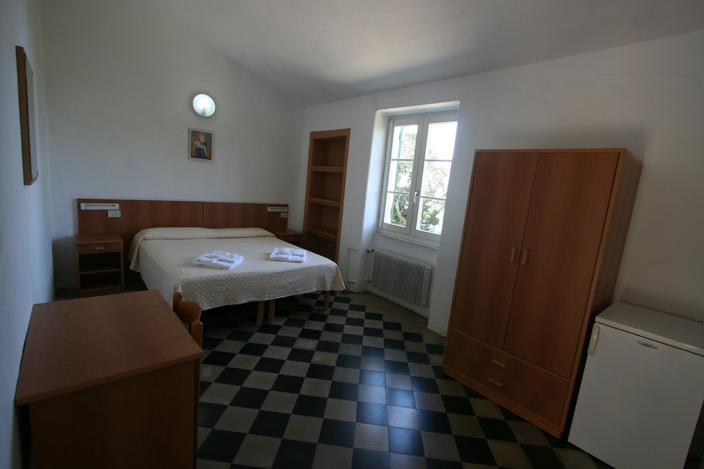 Family Quadruple Room, 2 Bedrooms, Ensuite photo 1