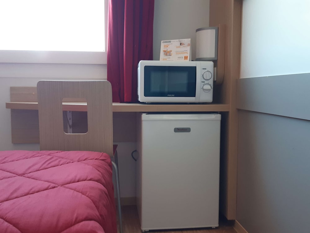 Room, Multiple Beds - Photo 7