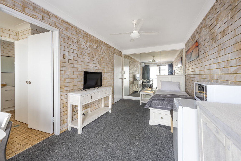 Standard Room photo 3