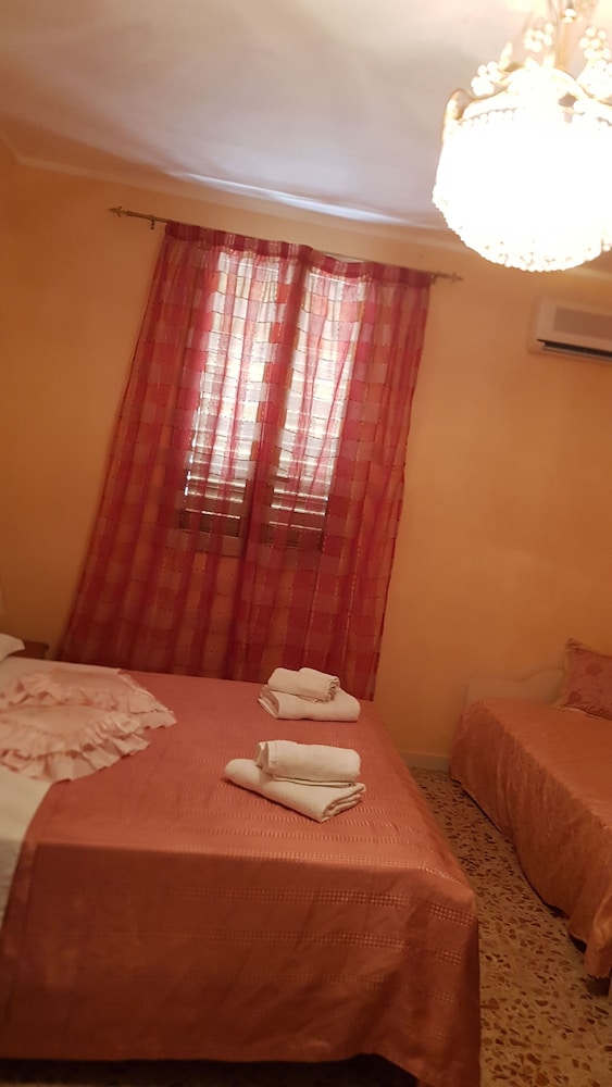 Triple Room, Private Bathroom