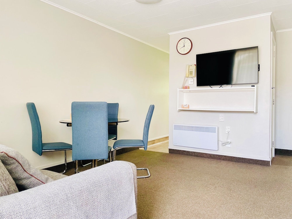 Two Bedroom Family Suite - Prepaid - Photo 6