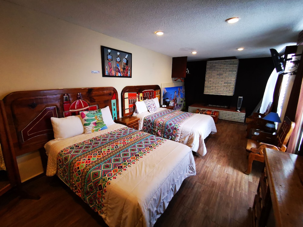 Exclusive Quadruple Room, 2 Double Beds, Non Smoking (Blanco) photo 1