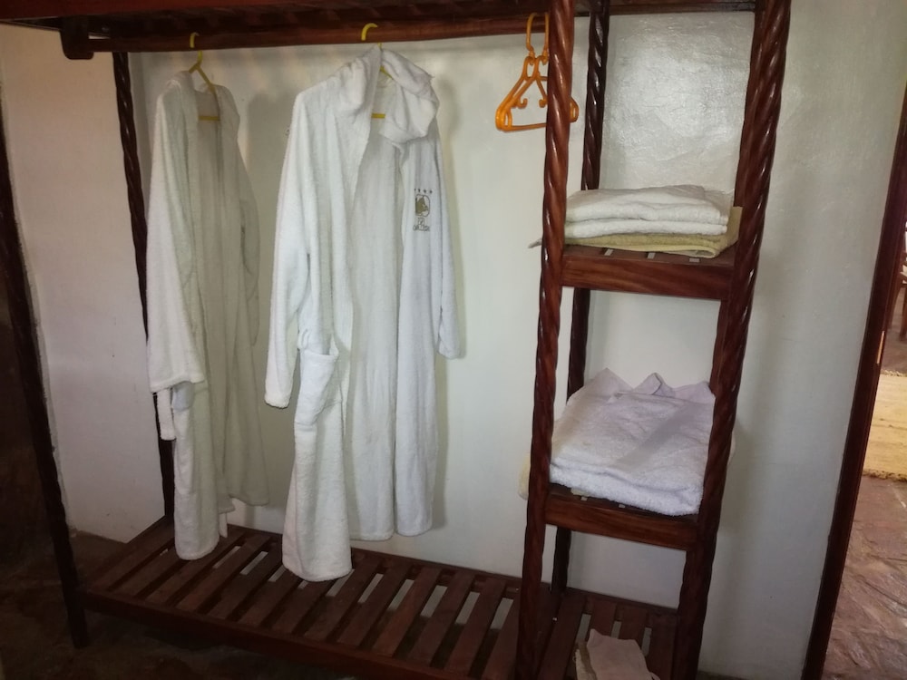 Cottage, Multiple Beds, Private Bathroom photo 2
