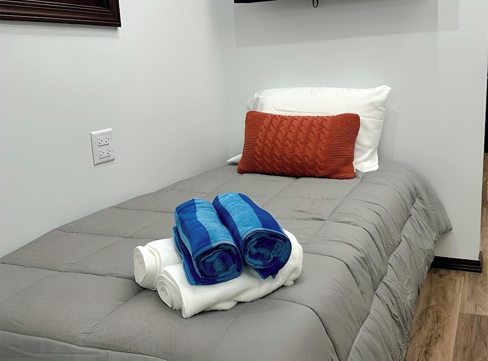 Family Double Room, Balcony, Mountain View photo 2
