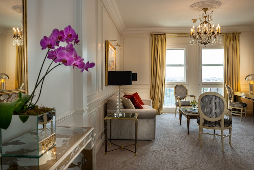 Deluxe Suite (Prestige)
