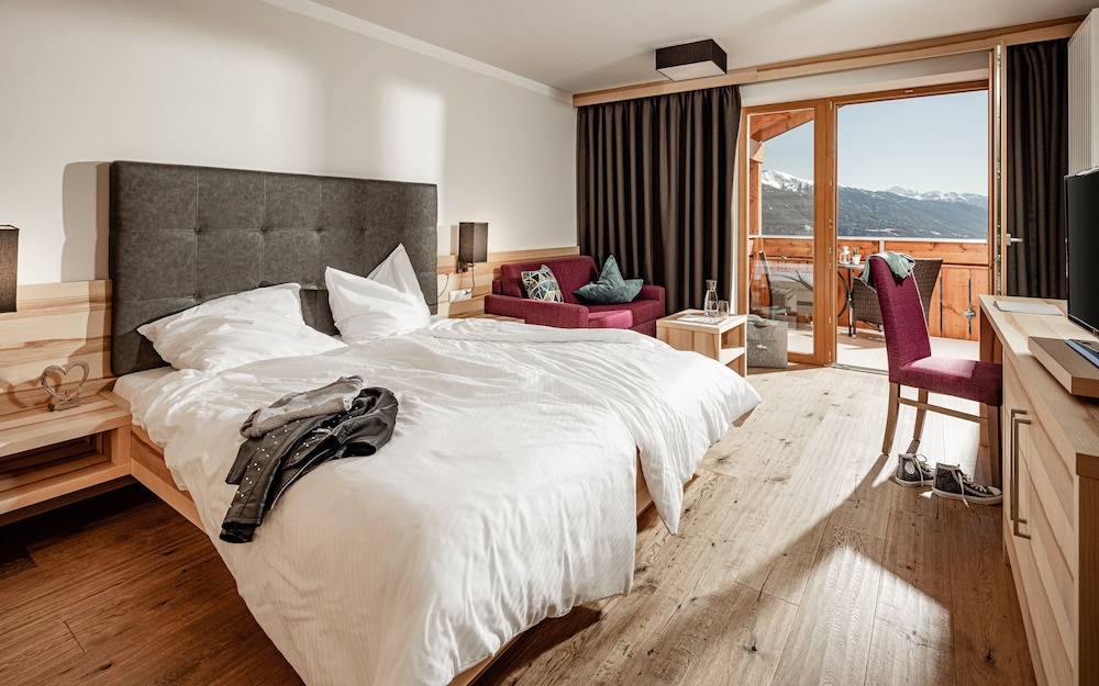 Deluxe Double Room, Valley View