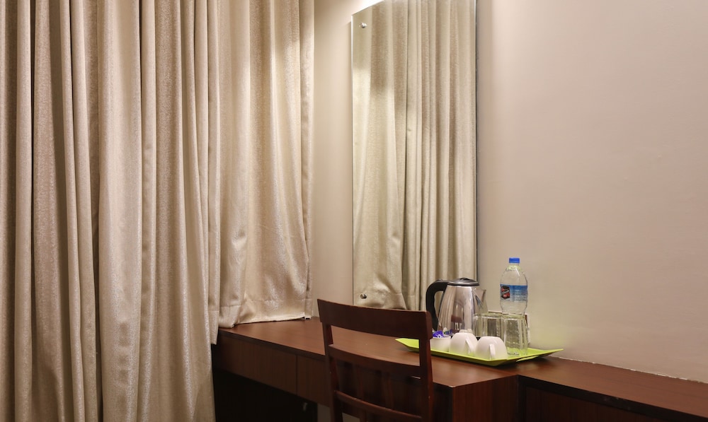Deluxe Room, Smoking photo 2