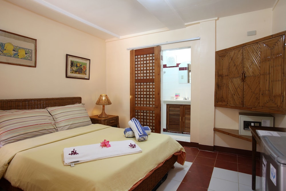 Economy Room, Poolside photo 3