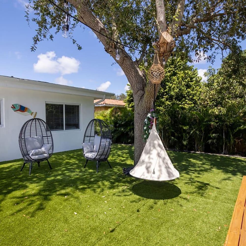 Fresh Luxe Villa w Heated Pool Grill Chill Spots, Billede 34