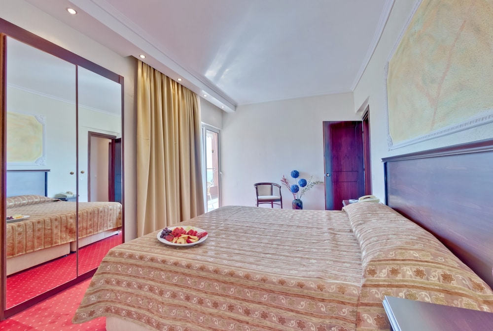 Suite, Sea View photo 2