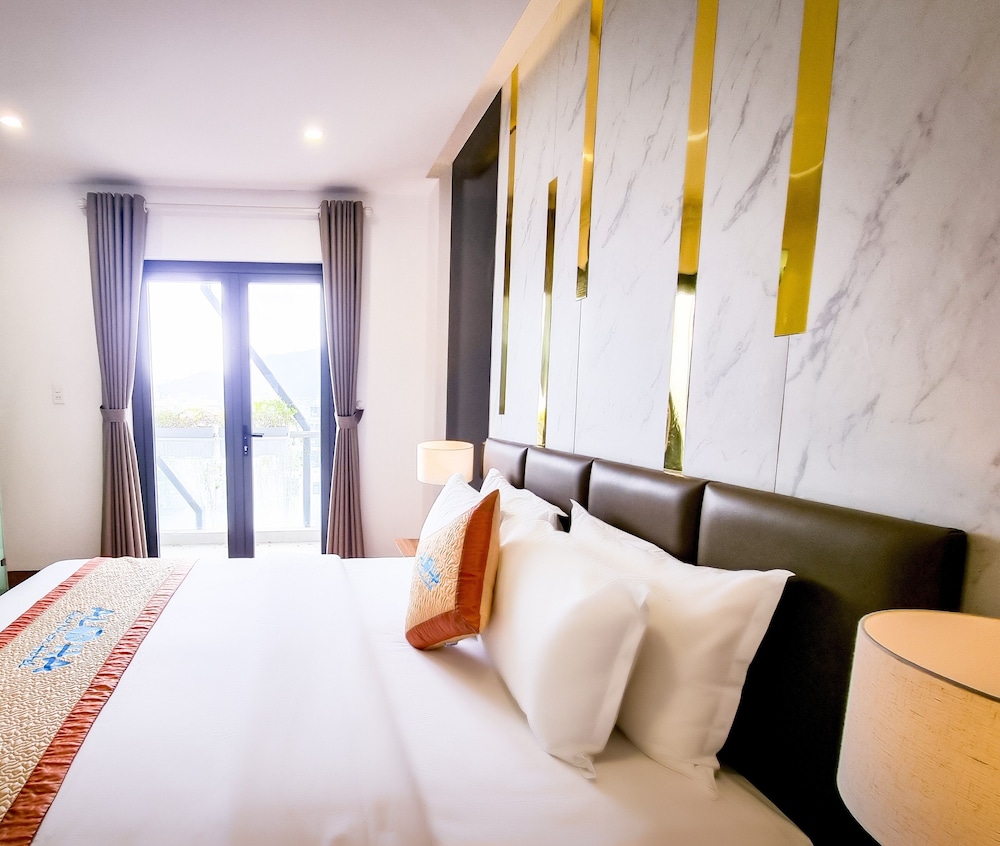 Deluxe Double Room - Photo 7