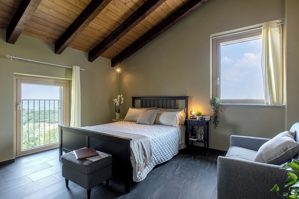 Comfort Double Room, Non Smoking, Hill View