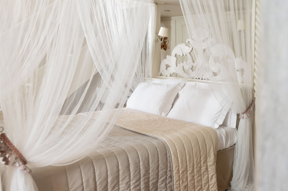 Suite - Photo 8