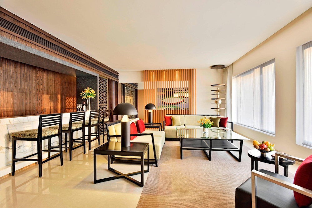 Presidential Suite, 1 King Bed, Balcony