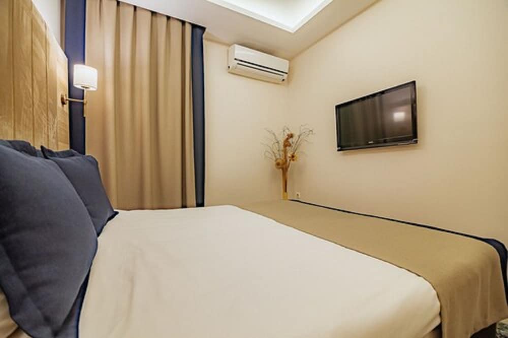 Economy Double Room photo 3