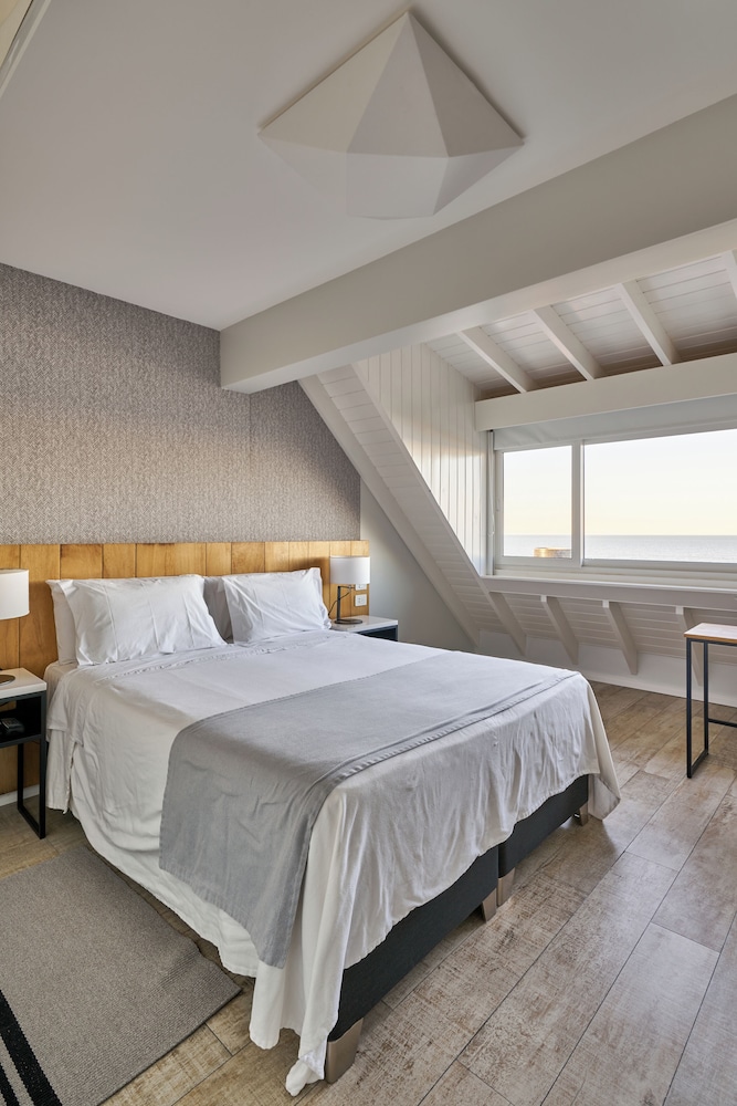 Deluxe Duplex (Almarena)