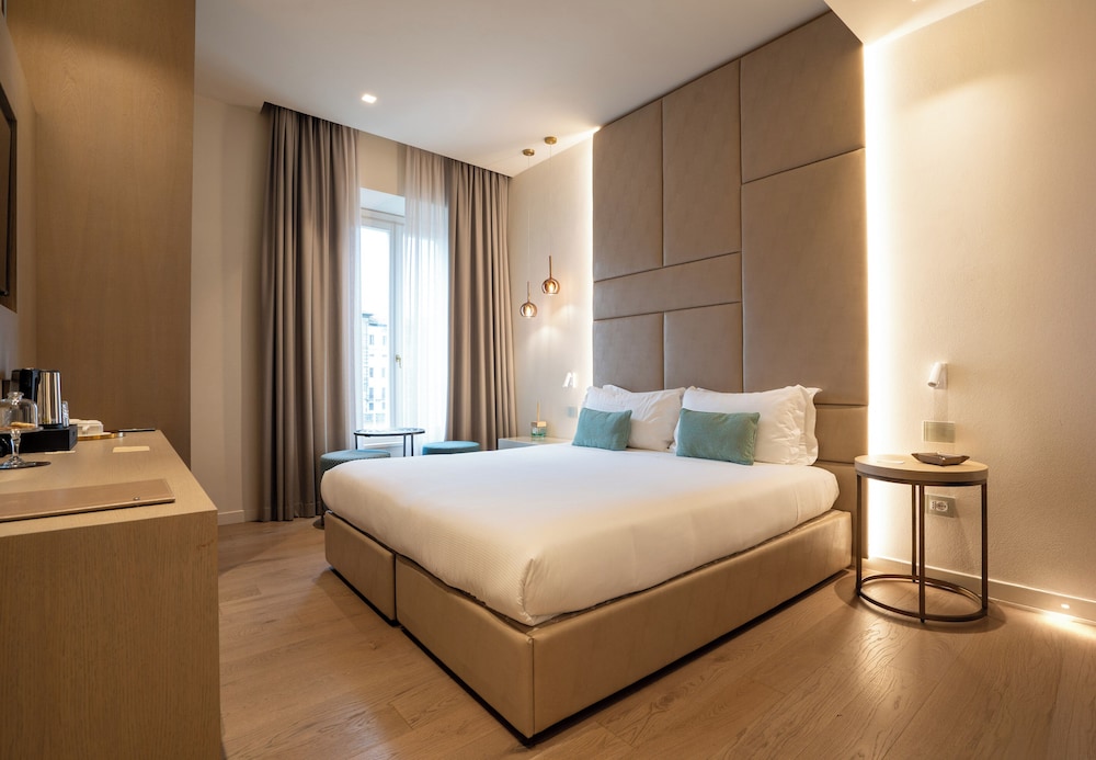 Superior Triple Room, River View