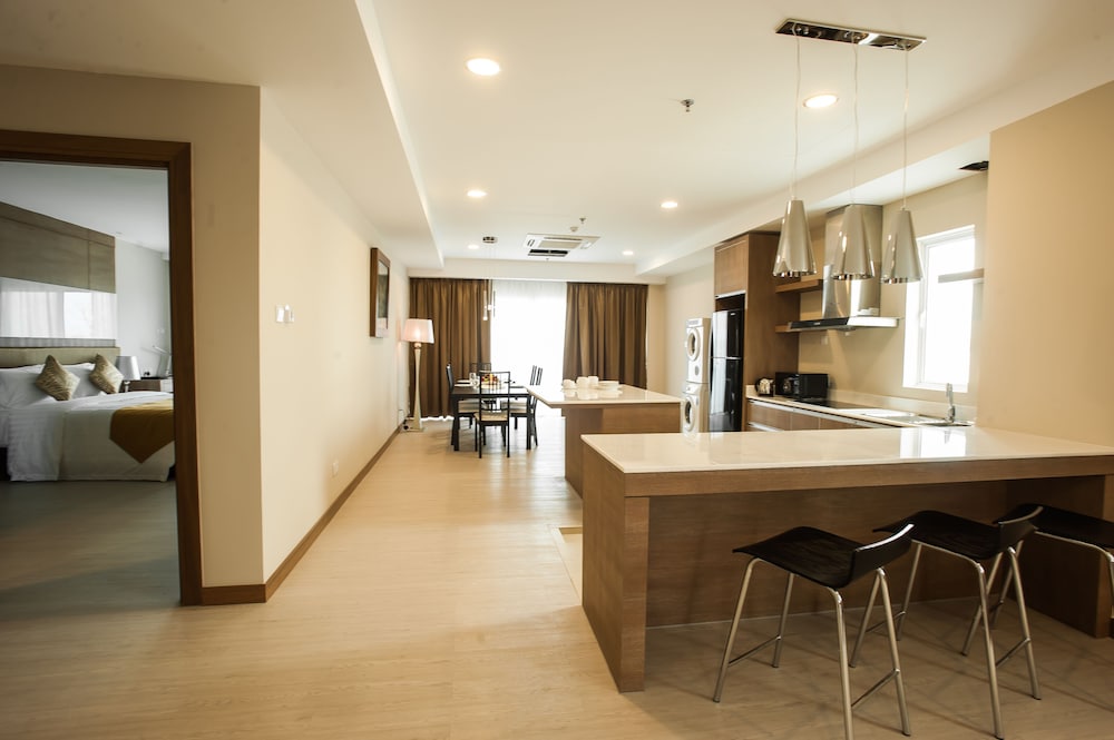 Premier Apartment, 2 Bedrooms, Balcony photo 3