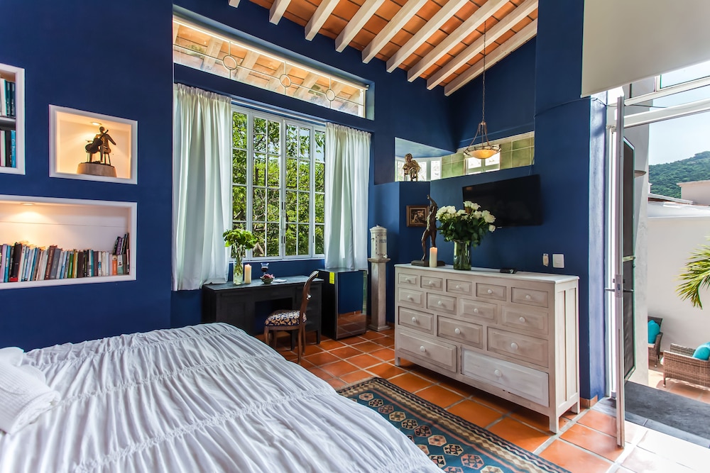 Deluxe Penthouse, 1 King Bed, River View